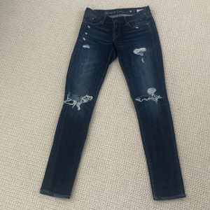 Levi’s ripped straight leg jeans